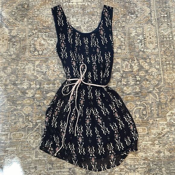 Navy and pink Millibon dress. With light pink rope belt. Size large, fits 0-4 - Picture 1 of 4